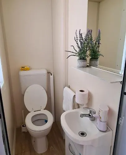 Mobile Shelbox بيت للعطل