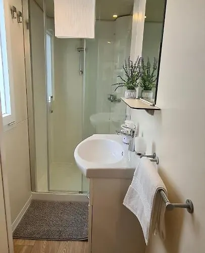 بيت للعطل Mobile Shelbox